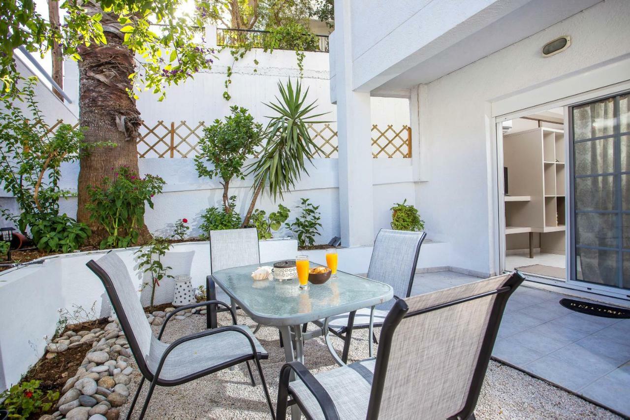 Flora'S Place Rhodes City Exterior foto